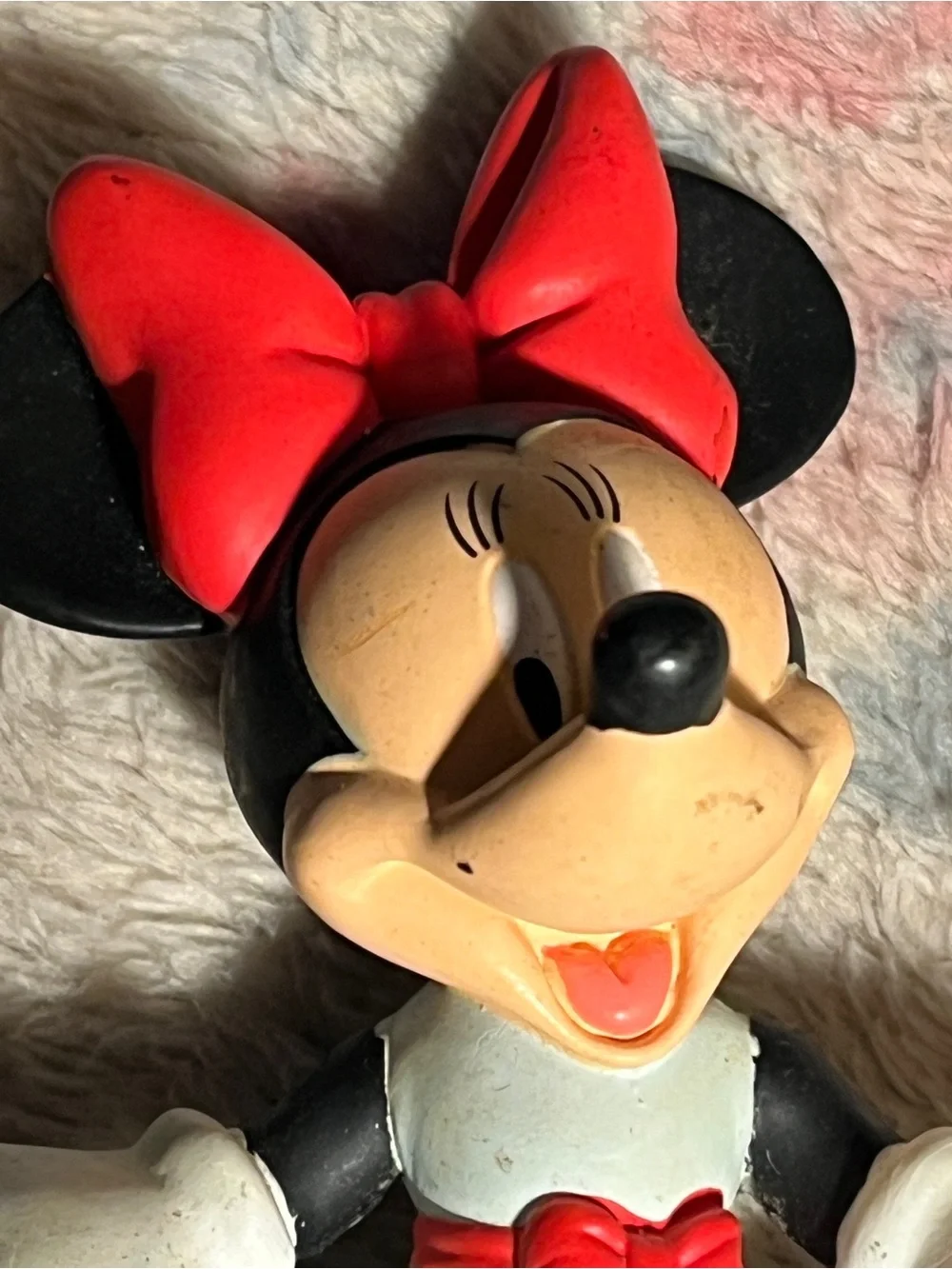 Vintage Disney Minnie Mouse PVC Figure White Dress Red Bow Applause China